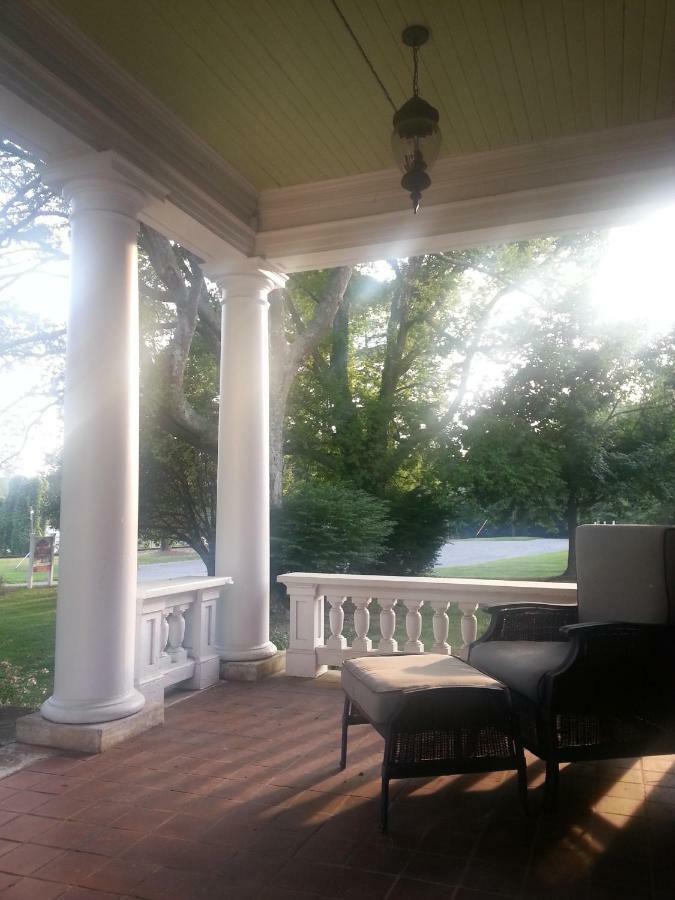 Boxley Place Inn Louisa Εξωτερικό φωτογραφία